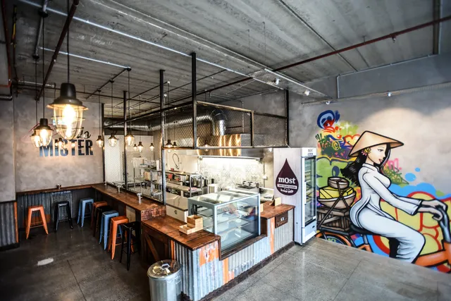 Hello Mister Newmarket