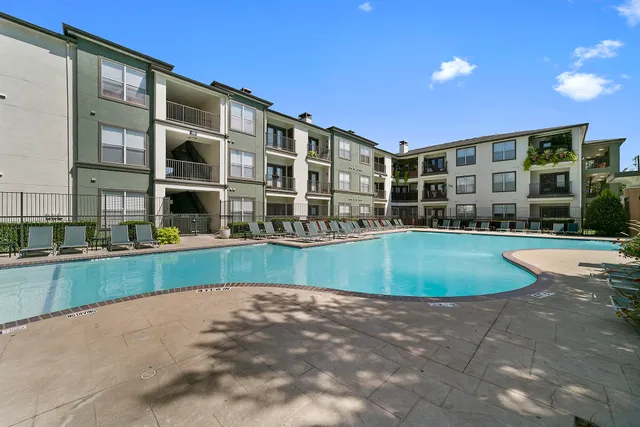 Reserve at White Rock Apartments