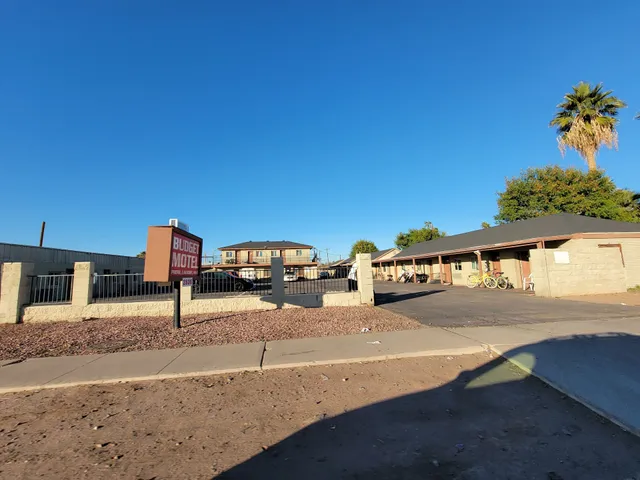 Budget Motel