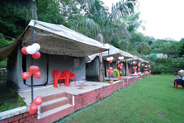 River Fun N Forest Camp