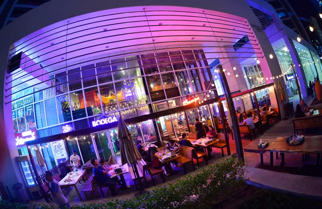 Dampa Seafood Grill - Dubai