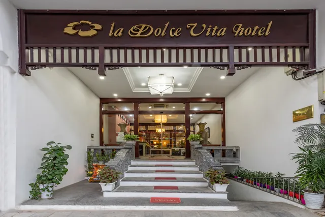 Khách sạn La Dolce Vita