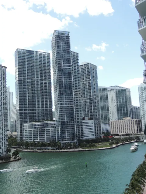 One Miami Residences | Sales and Rentals
