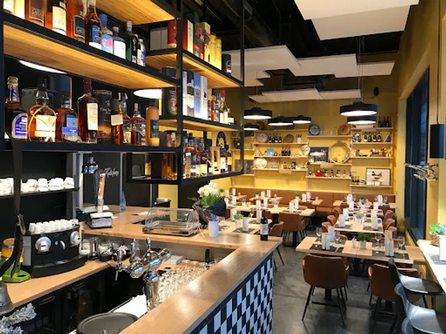 Aux Enfants - La Table