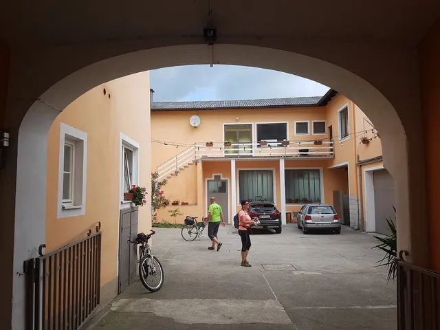 Gasthof zum Nibelungenbauer