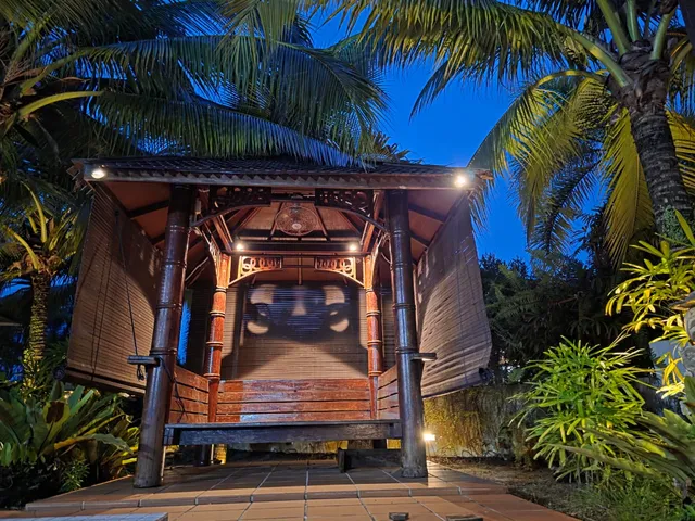 Old School Port Dickson Holiday Villa