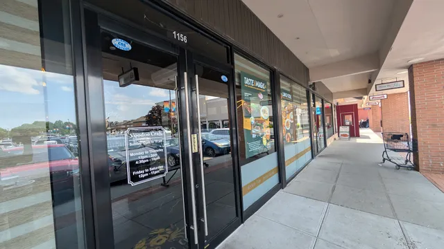 Sunset Plaza Shopping Center