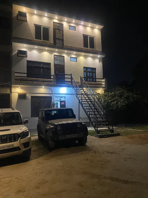 Janki Sadan Stays ( Guest House)