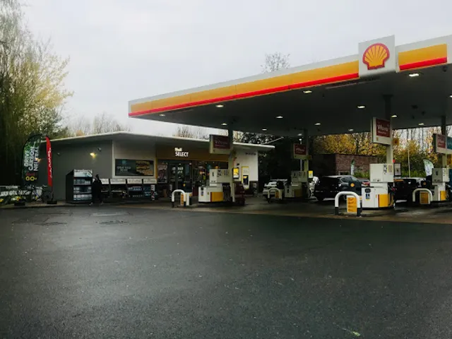 Jamie Oliver Deli by Shell