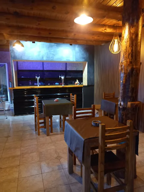 Cervecería - Resto Bar "Los Pioneros"