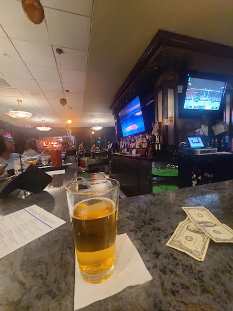 Stadium 3 Bar and Grille