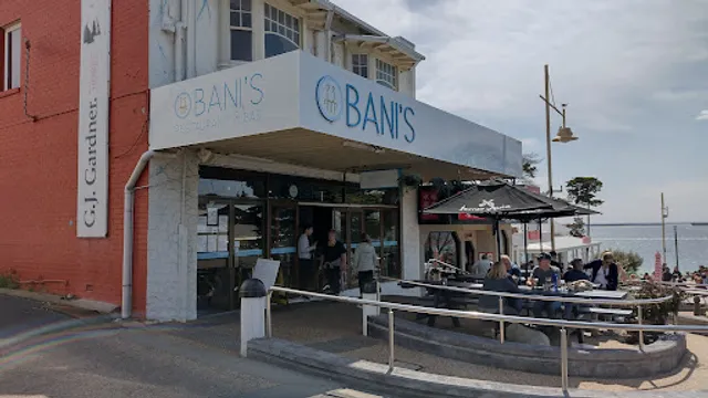 Bani's Restaurant & Bar