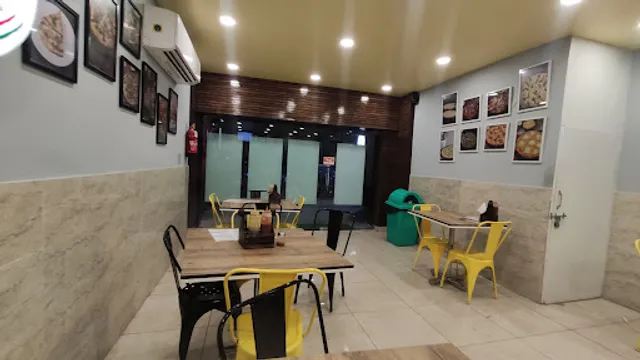 La Pino'z Pizza-Phase 5, SAS Nagar, Punjab