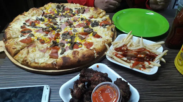 Lagarto's house Pizza