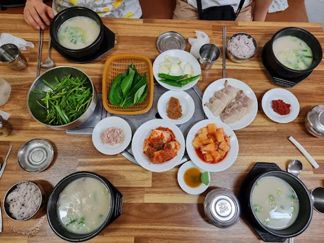 소담가마솥돼지국밥