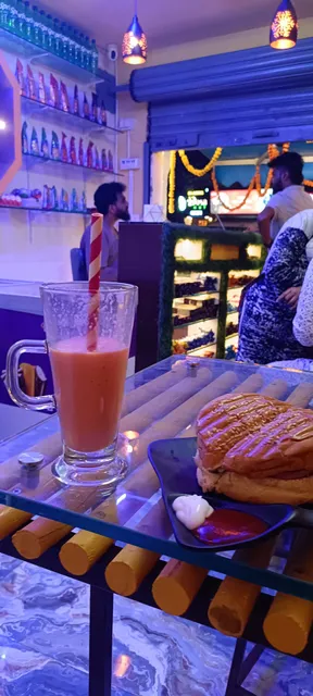 Rainbow Juice & Cafe