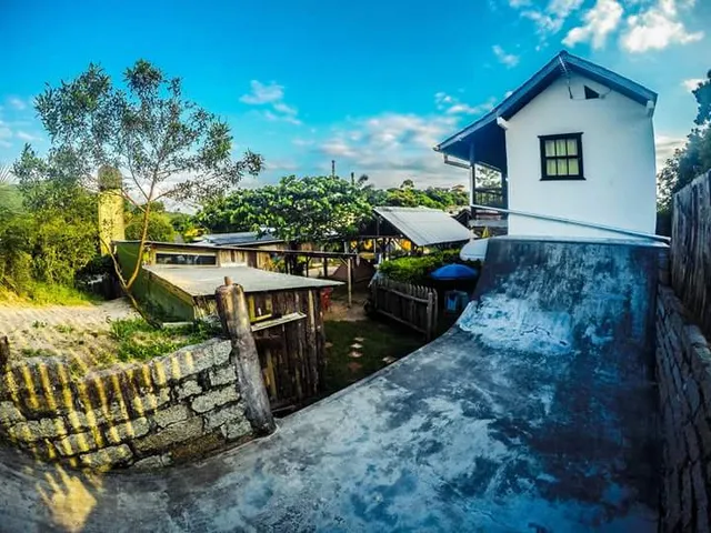 Hostel Inn and Camping Pedra do Urubu