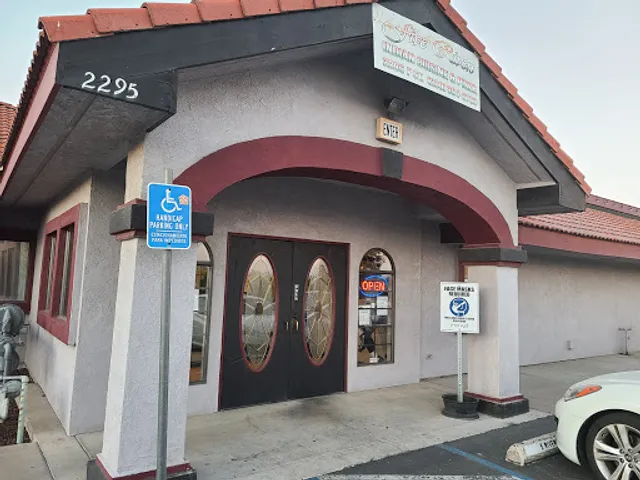 Five Rivers Bar & Grill