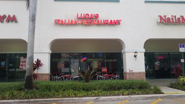 TopCrust Jupiter Kitchen