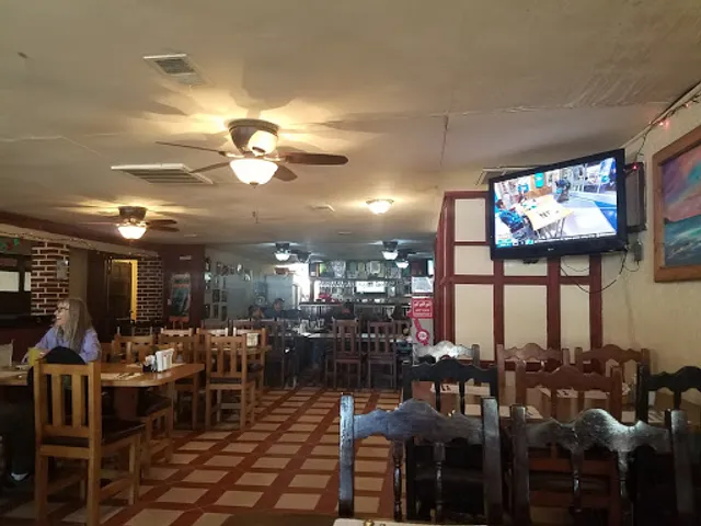 La Curva Restaurant & Sport Bar