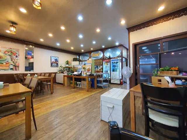 Lanna Thai Food Restaurant (Osan AB Location)