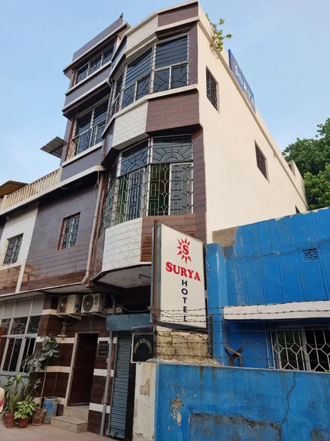 Hotel Surya