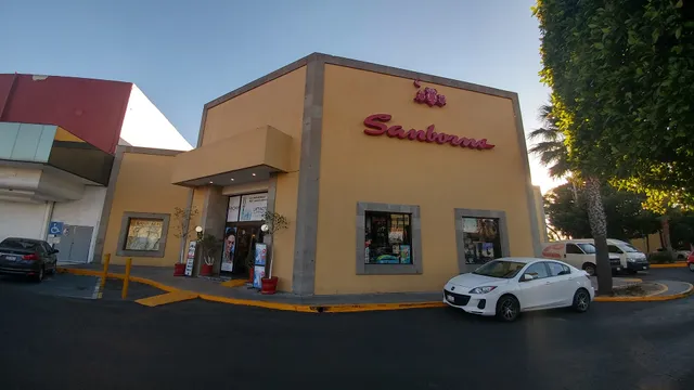 Sanborns Parque Querétaro