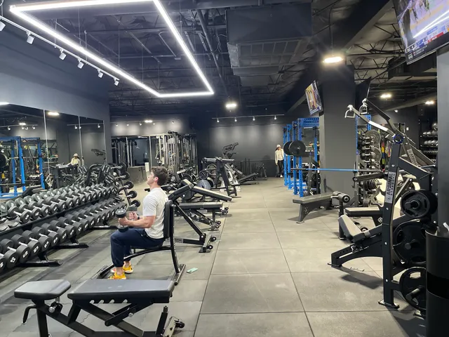 PARADIGM Gym 24hr