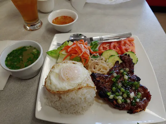 Three Sisters Food To Go