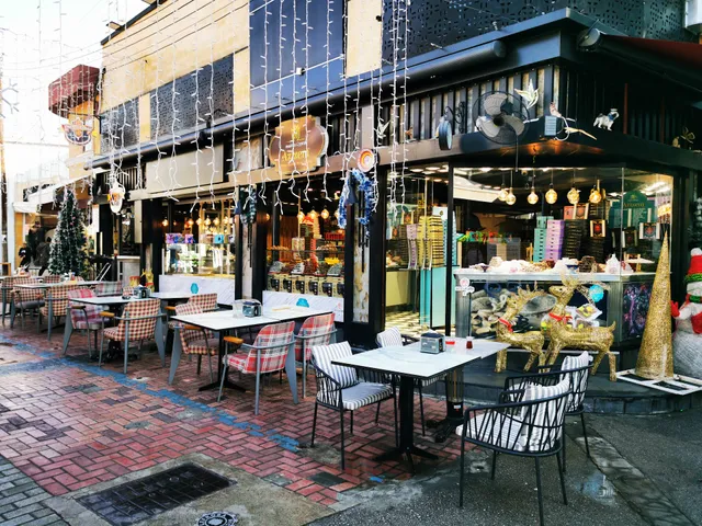 Azizem - Turkish delight and special baklava