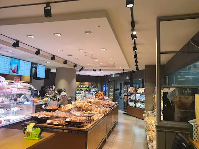Paris Baguette Gongdeok