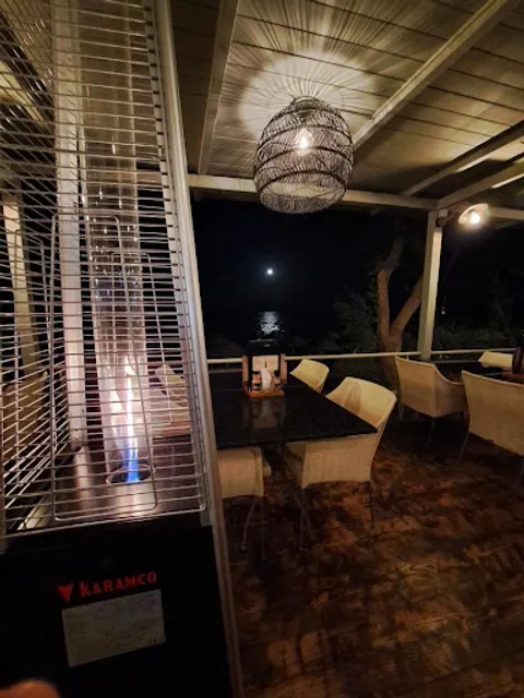 Elixir Del Mar Cafe Bar Restaurant