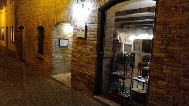 Mad Food Sushi and RESTAURANT