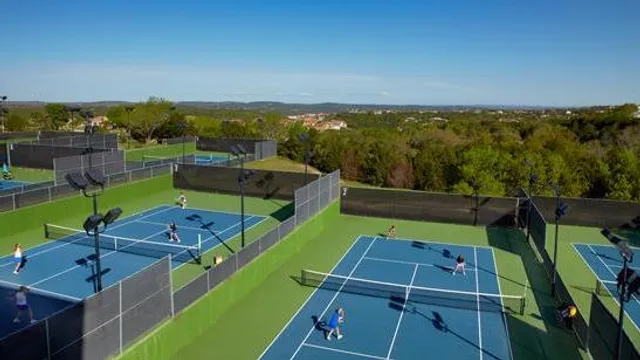 The Hills of Lakeway - World of Tennis