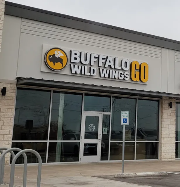 Buffalo Wild Wings 'GO'