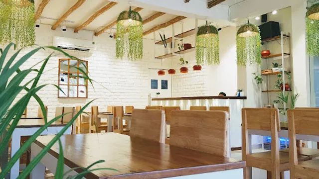 Sweet Sins - Shakes & Desserts