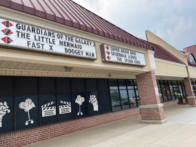 Kendig Square Movies 6