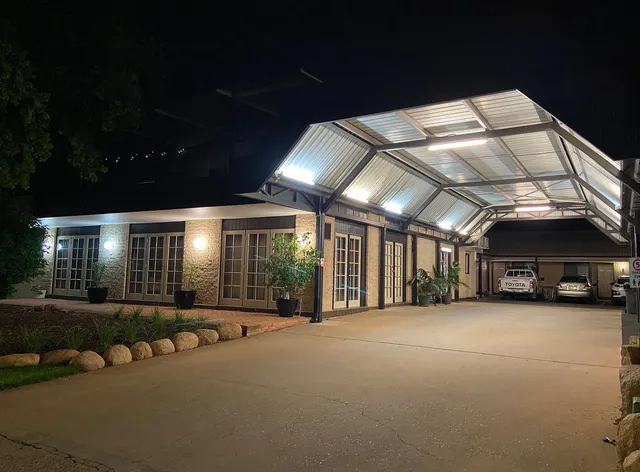 All Seasons Motor Lodge