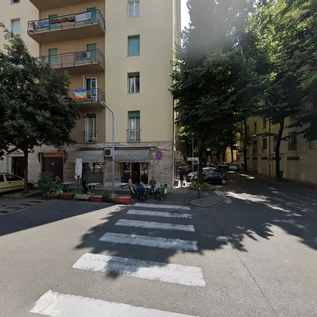 BAR L'ANGOLO di HU XIAOFANG