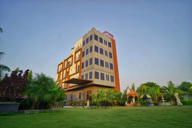 Shreenath Resort | Best Resort Hotel in Udaipur | Banquet Hall in Udaipur Rajasthan near Airport