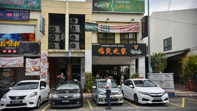 鸡煲之家 Chicken Claypot House Kepong