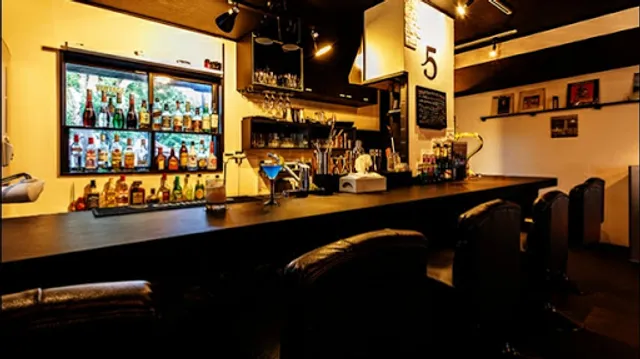 BAR 5 cinq バー サンク