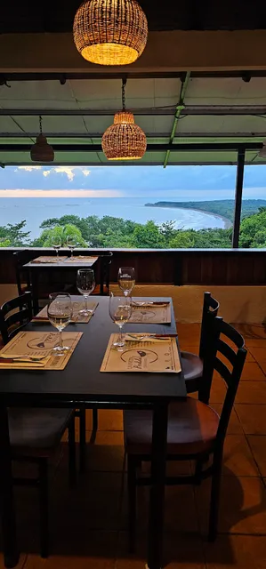 La Uvita Perdida RESTAURANTE OCEANVIEW