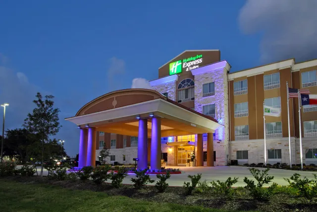 Holiday Inn Express & Suites Houston East - Baytown by IHG