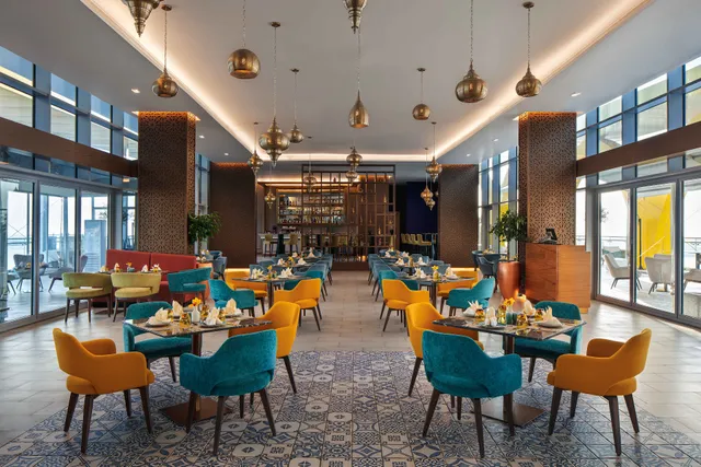 Sheesh, Arabian Buffet & Shisha Lounge at Centara Mirage Beach Resort Dubai