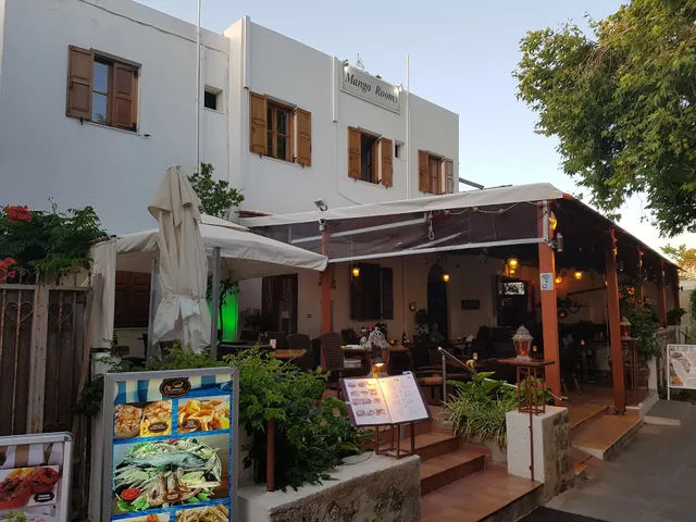 Mango Restaurant & Rooms