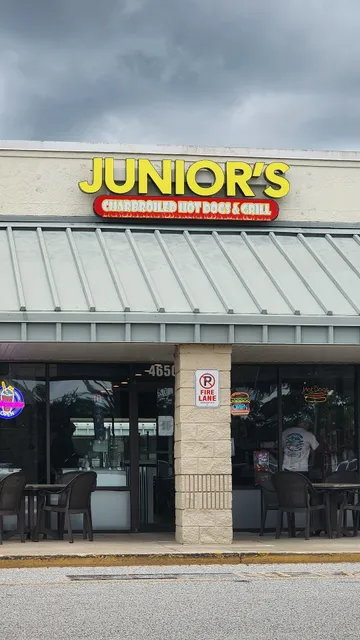 Juniors Hot Dogs
