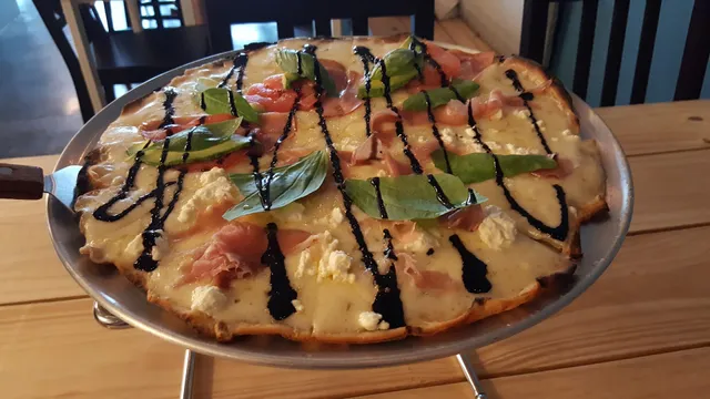 La Vieja Pizza & Beer