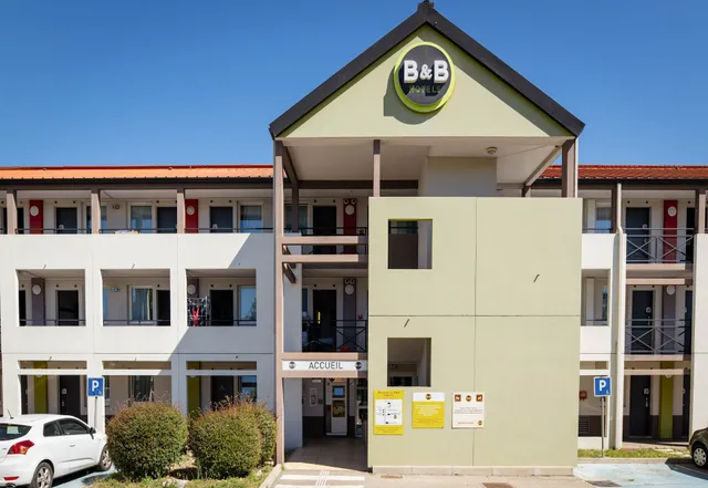 B&B HOTEL Avignon 1