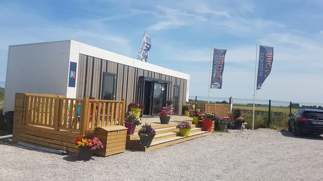 RESIDENCES MOBIL - Ventes de Mobil homes neufs et d'occasions toutes marques - Ventes de terrasses en bois et bâches